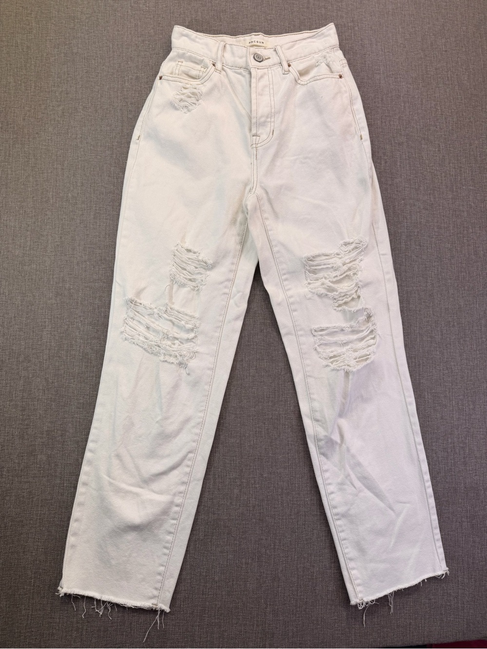 PacSun Women’s White Distressed High-Waist Straight Jeans Size 22